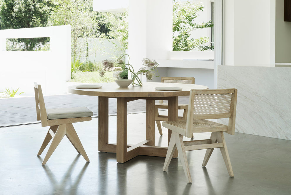 Oak Global Round Dining Table