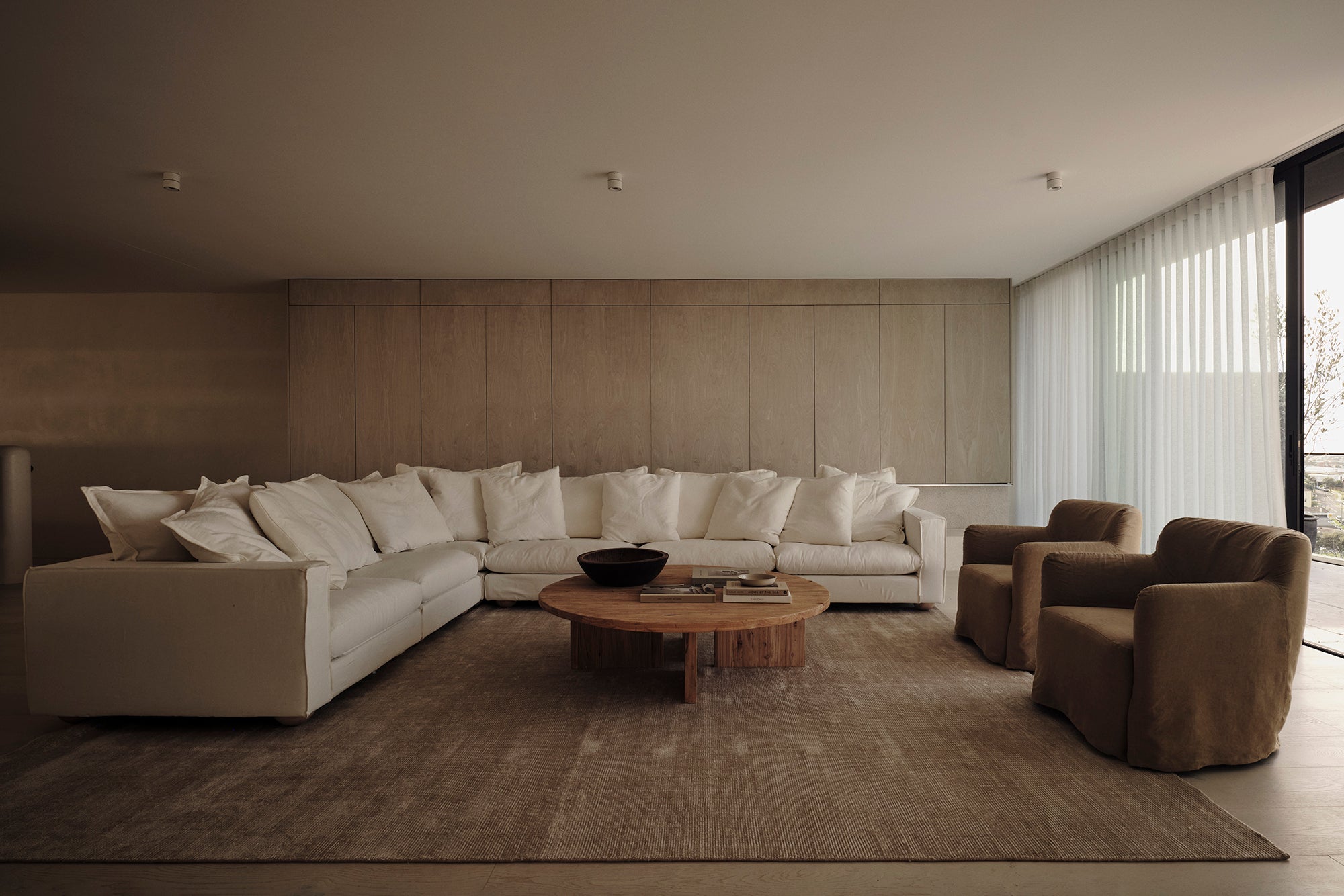 Tulla Armchair
