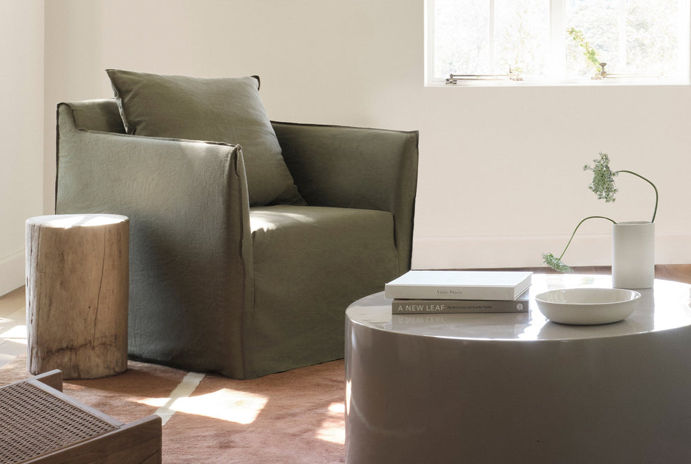 Joe Loveseat