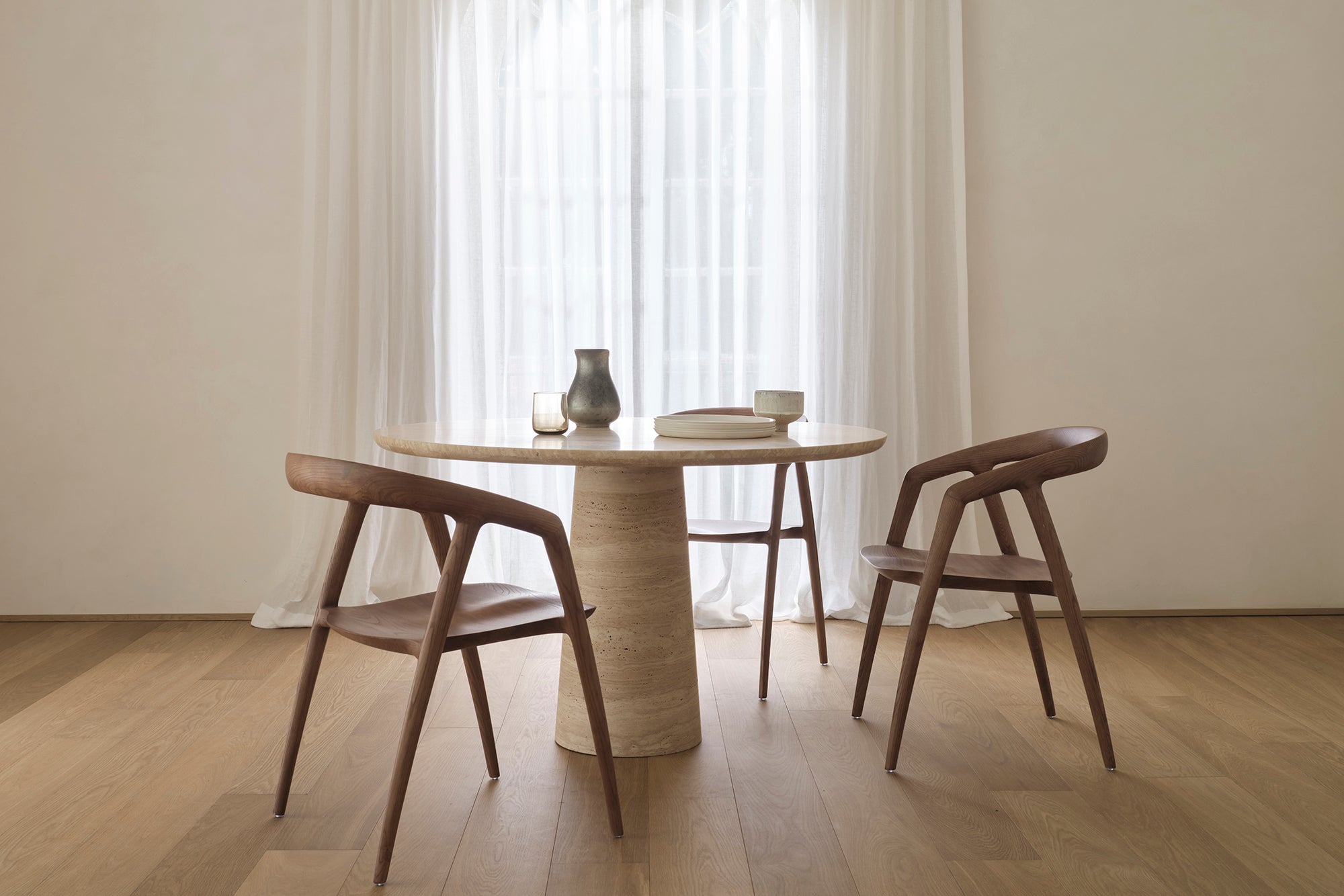 Caramel Maki Dining Chair