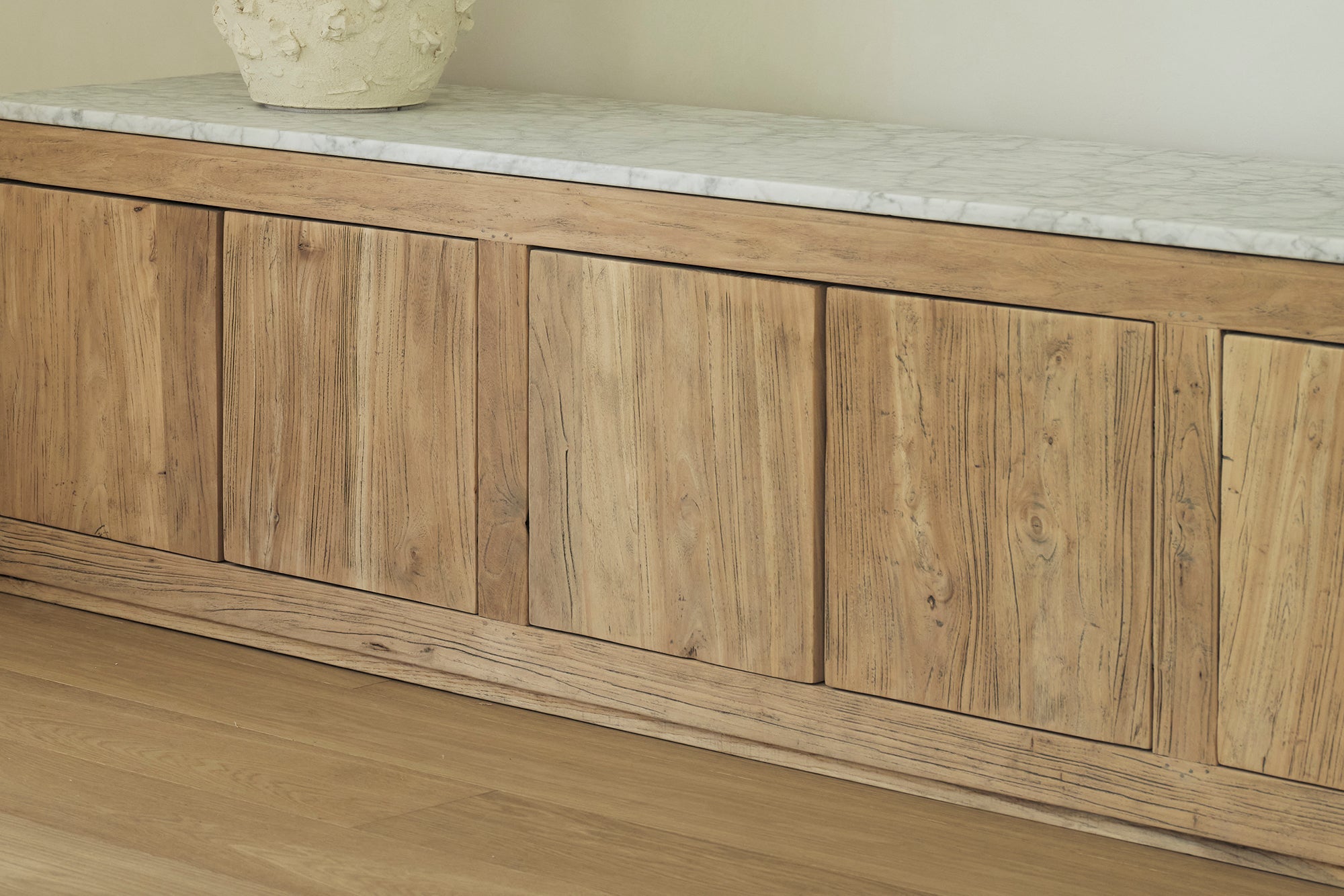 Axol Lowline 6 Door Buffet