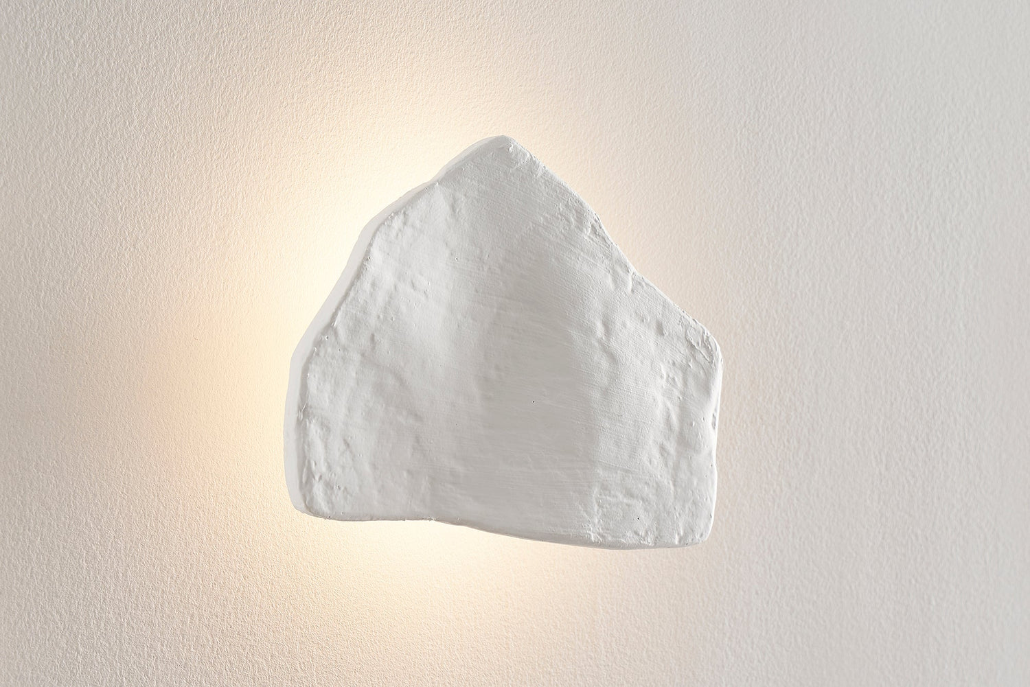 Mateo Owan Wall Sconce