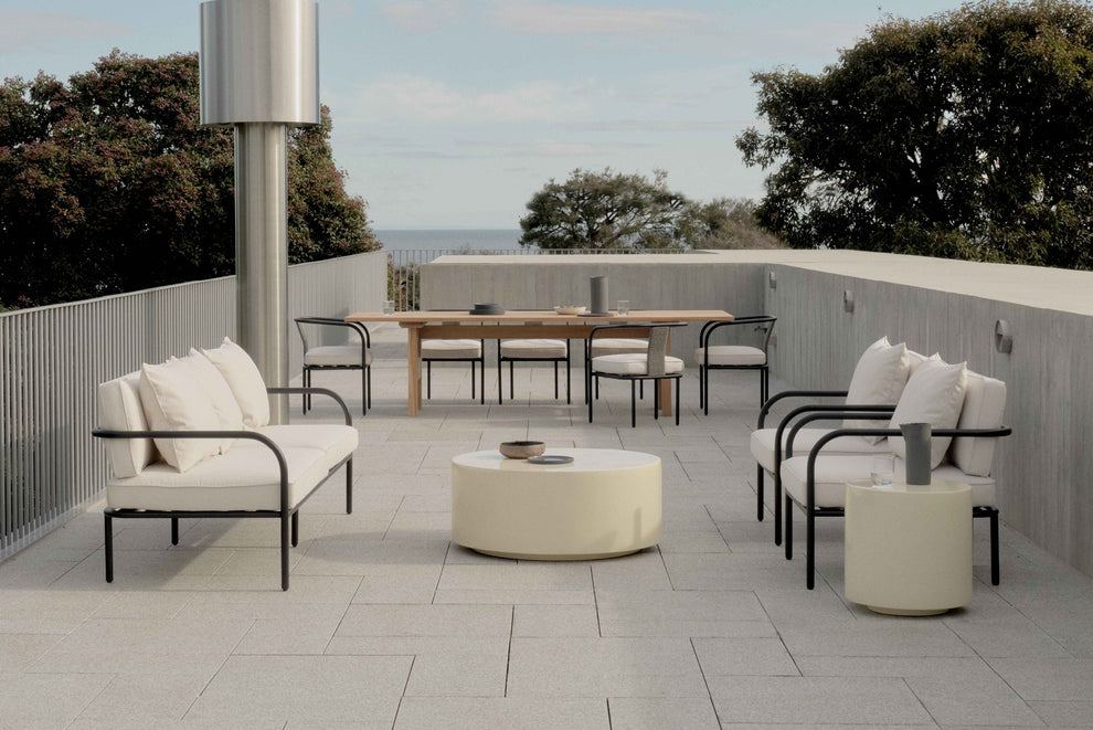 Outdoor Palm Lounge Chair